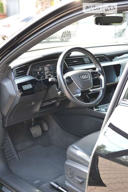 Внедорожник / Кроссовер Audi e-tron 2019 в Хмельницком
