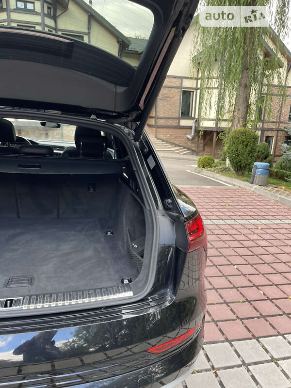Внедорожник / Кроссовер Audi e-tron 2019 в Тернополе фото 24 Внедорожник / Кроссовер Audi e-tron 2019 в Тернополе