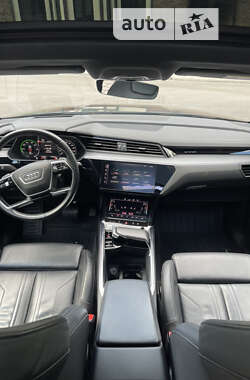 Позашляховик / Кросовер Audi e-tron 2019 в Тернополі