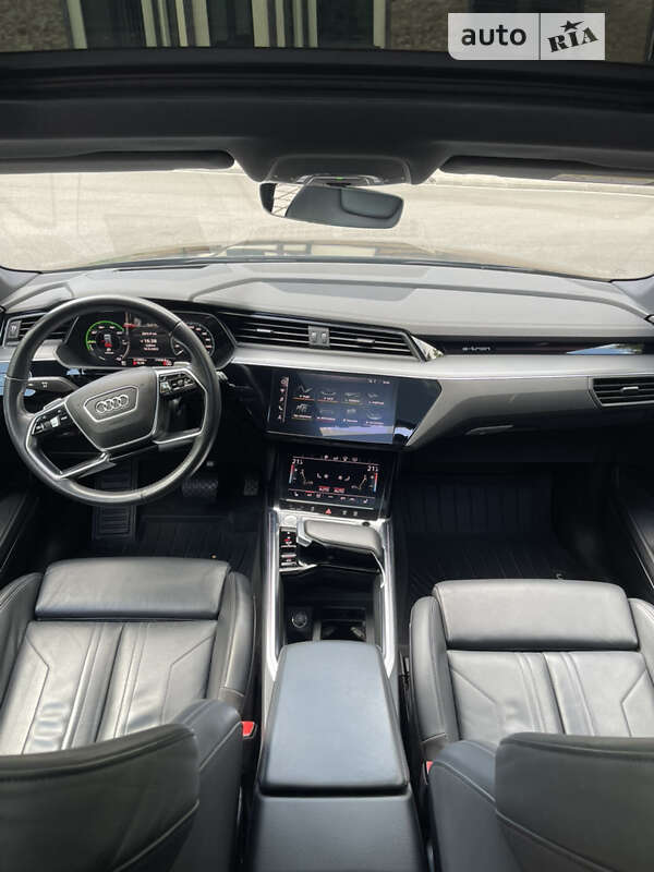 Внедорожник / Кроссовер Audi e-tron 2019 в Тернополе фото 29 Внедорожник / Кроссовер Audi e-tron 2019 в Тернополе