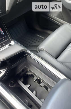 Позашляховик / Кросовер Audi e-tron 2019 в Тернополі