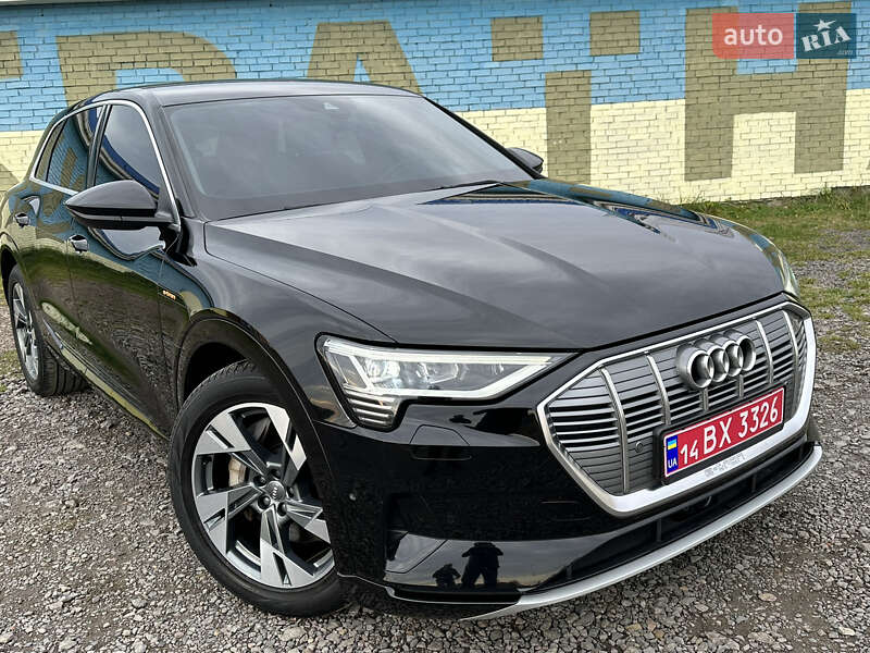 Audi e-tron 2019