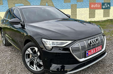 Внедорожник / Кроссовер Audi e-tron 2019 в 