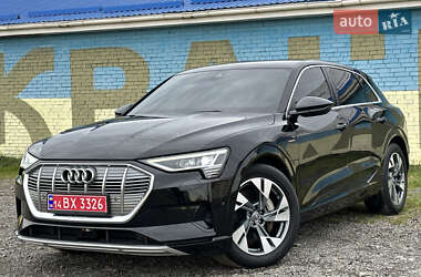 Внедорожник / Кроссовер Audi e-tron 2019 в 