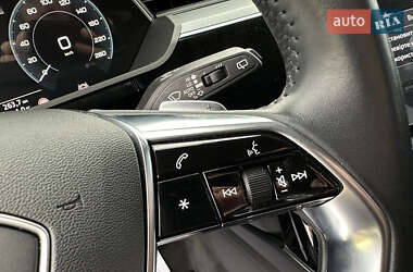 Внедорожник / Кроссовер Audi e-tron 2019 в 