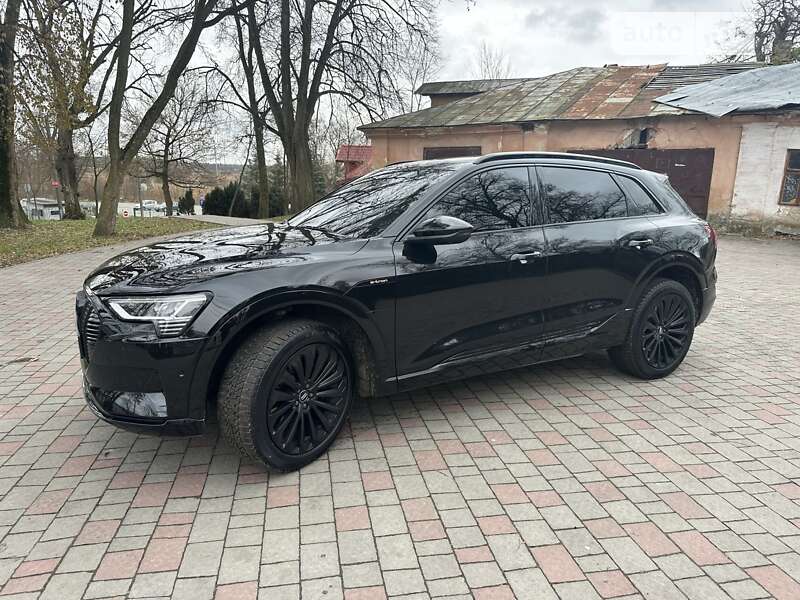 Внедорожник / Кроссовер Audi e-tron 2019 в Львове фото 7 Внедорожник / Кроссовер Audi e-tron 2019 в Львове