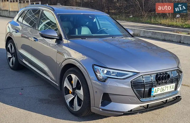 Audi e-tron 2021