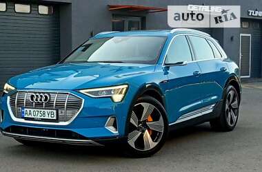 Внедорожник / Кроссовер Audi e-tron 2018 в Киеве