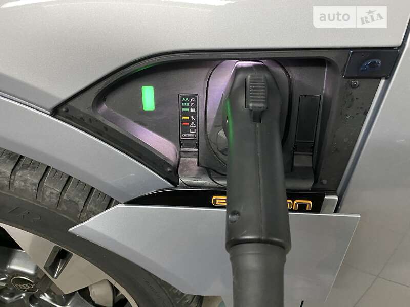 Внедорожник / Кроссовер Audi e-tron 2022 в Черновцах