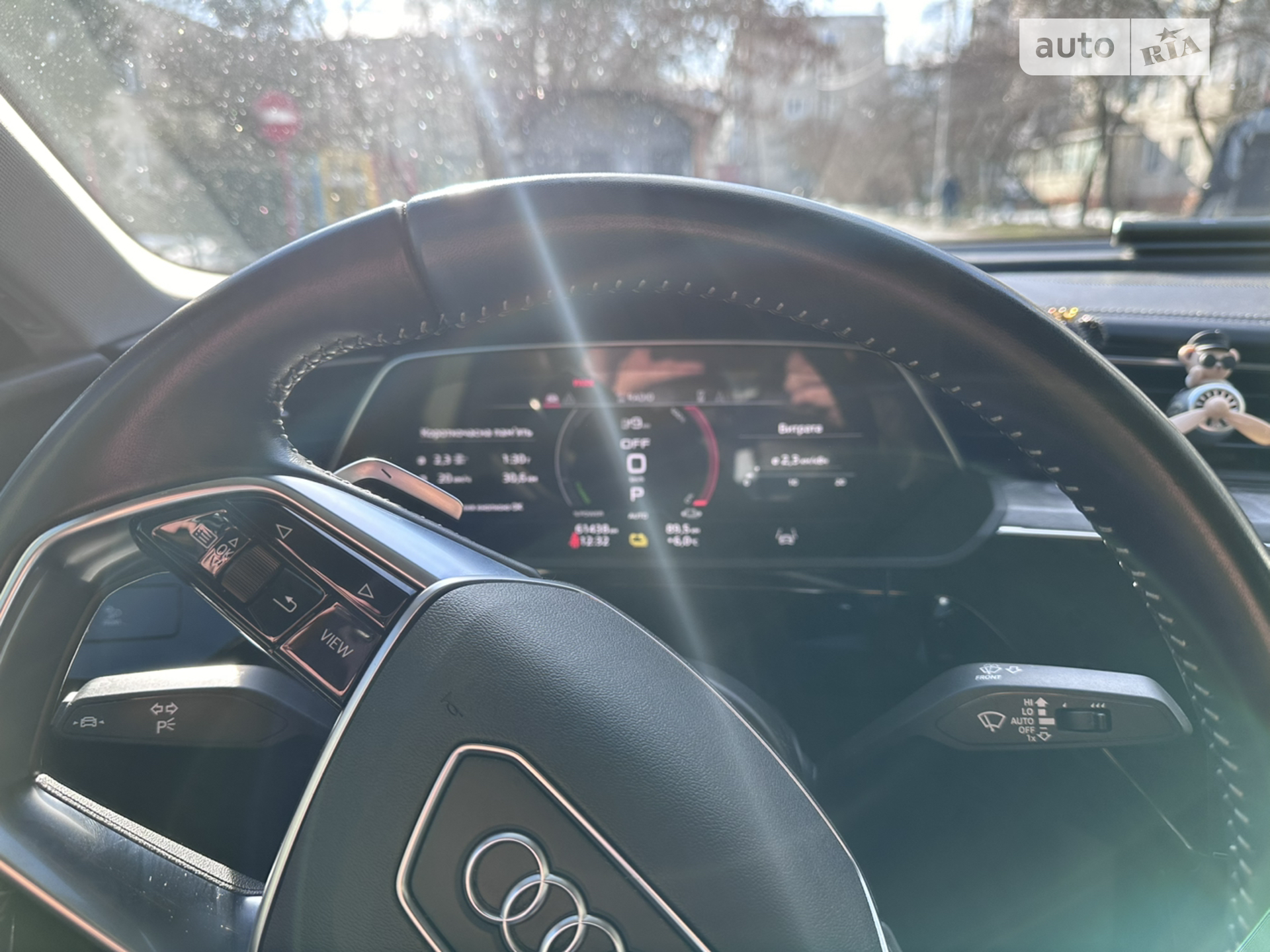 2020 Audi e-tron - мініатюра 16