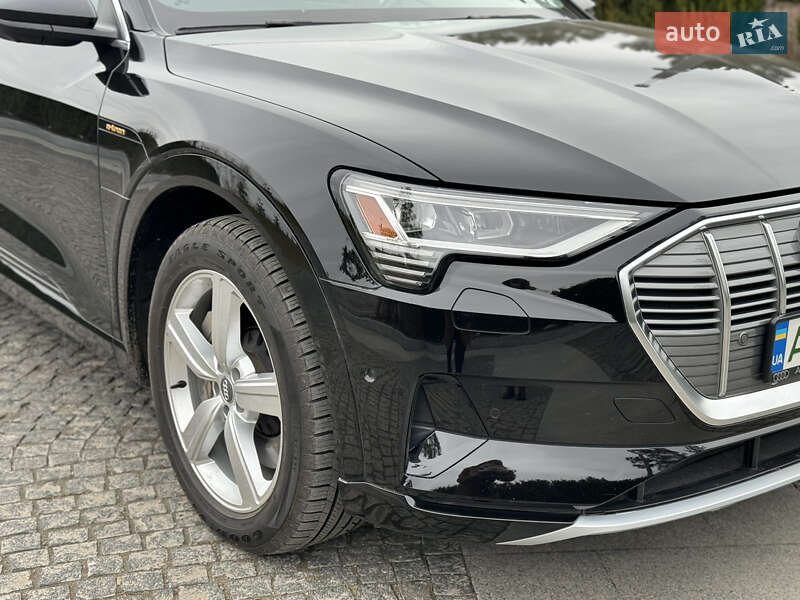 Позашляховик / Кросовер Audi e-tron 2019 в Запоріжжі фото 2 Позашляховик / Кросовер Audi e-tron 2019 в Запоріжжі