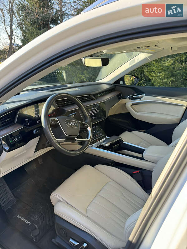 Позашляховик / Кросовер Audi e-tron 2019 в Львові