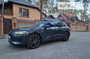 Внедорожник / Кроссовер Audi e-tron 2019 в Чернигове