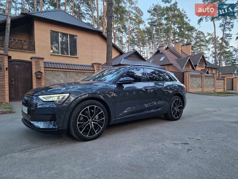 Внедорожник / Кроссовер Audi e-tron 2019 в Чернигове фото Внедорожник / Кроссовер Audi e-tron 2019 в Чернигове