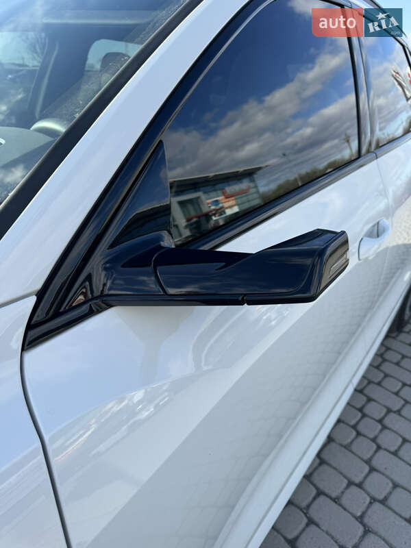 Внедорожник / Кроссовер Audi e-tron 2020 в Ужгороде