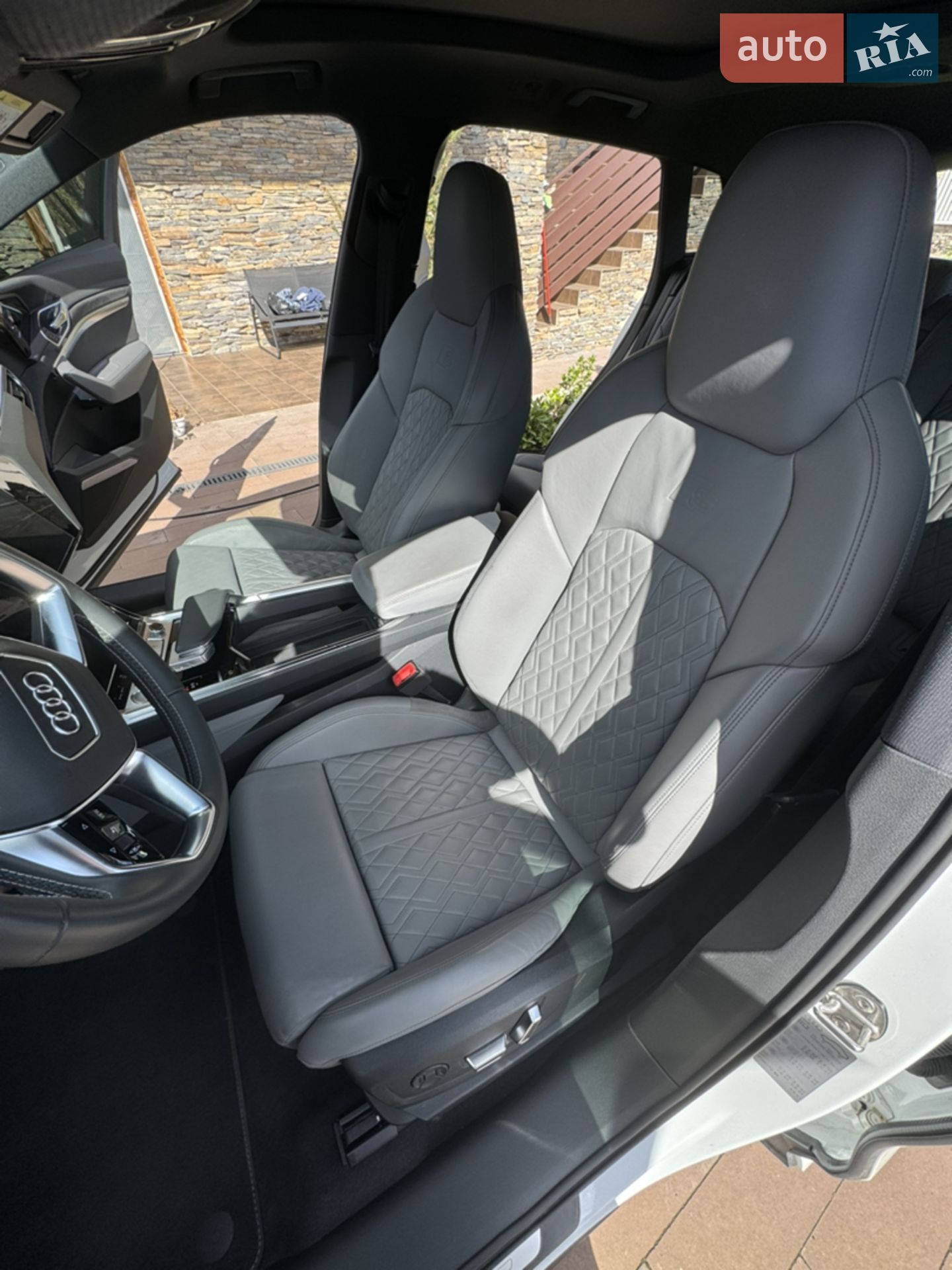 2020 Audi e-tron - мініатюра 29
