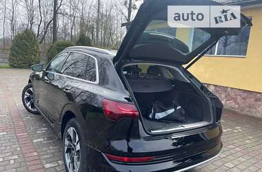 Внедорожник / Кроссовер Audi e-tron 2022 в Самборе