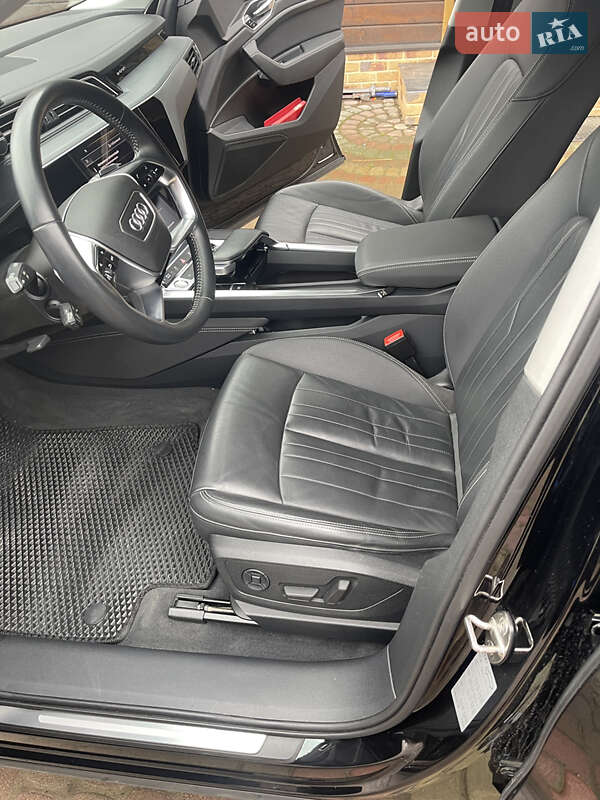 Внедорожник / Кроссовер Audi e-tron 2019 в Косове