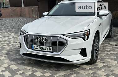 Внедорожник / Кроссовер Audi e-tron 2019 в Харькове