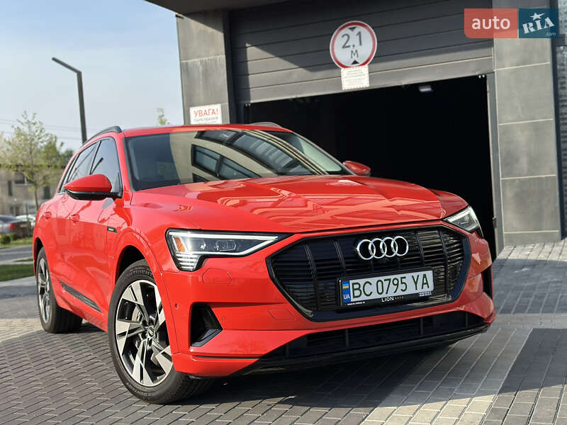 Audi e-tron 2022