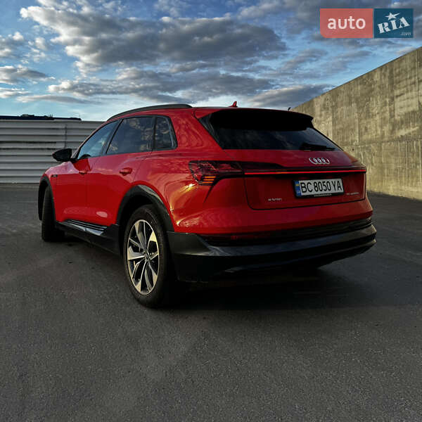 Позашляховик / Кросовер Audi e-tron 2019 в Львові