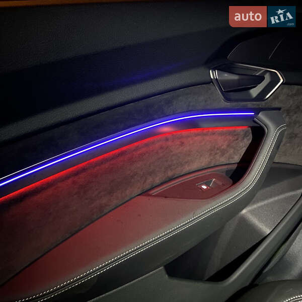 Позашляховик / Кросовер Audi e-tron 2019 в Львові