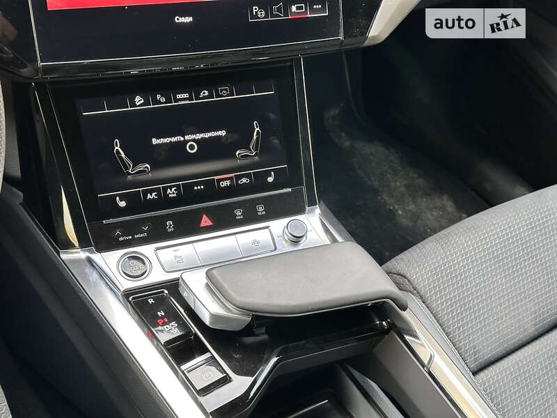 Внедорожник / Кроссовер Audi e-tron 2021 в Киеве фото 24 Внедорожник / Кроссовер Audi e-tron 2021 в Киеве