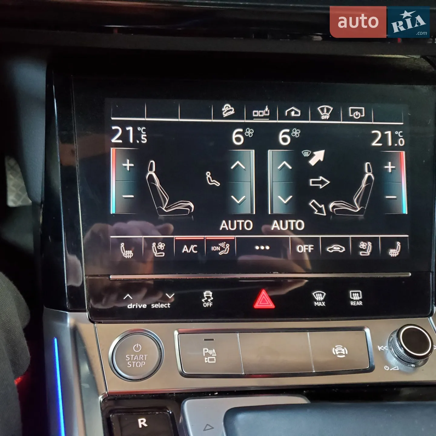 2019 Audi e-tron - мініатюра 107