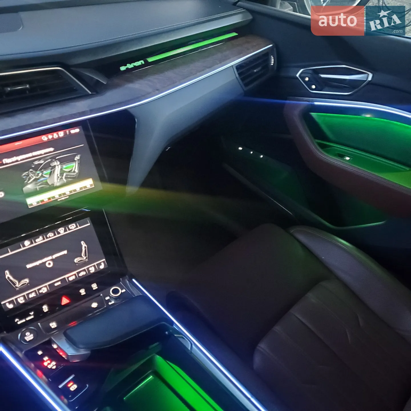 2019 Audi e-tron - мініатюра 119