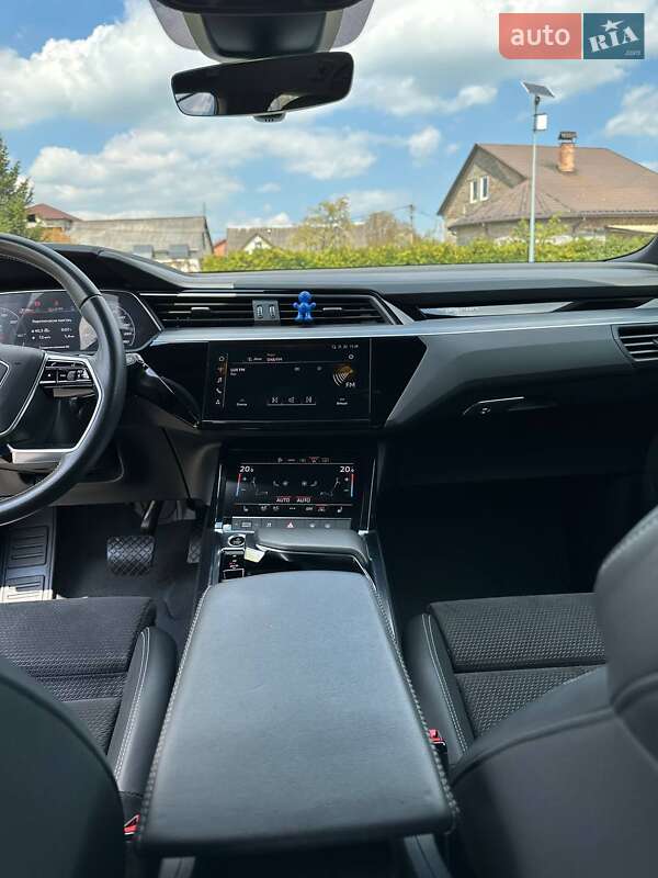 Внедорожник / Кроссовер Audi e-tron 2020 в Львове