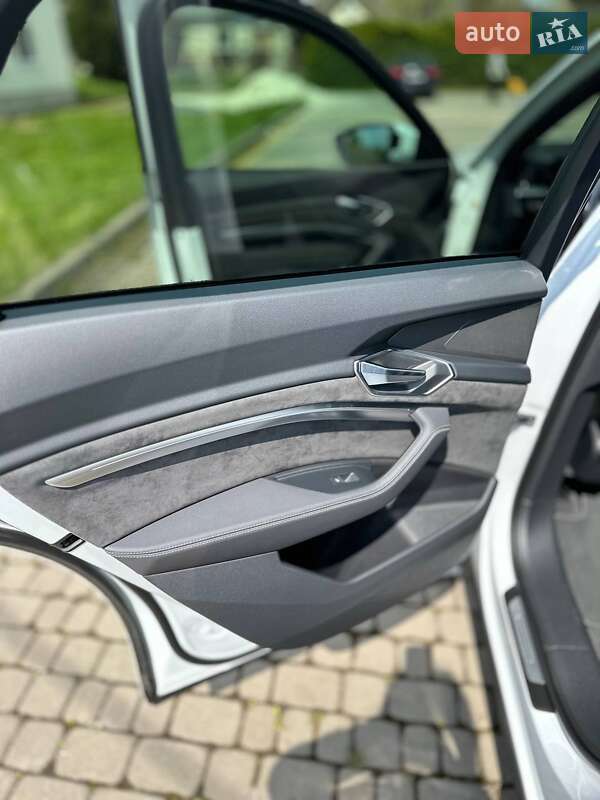 Внедорожник / Кроссовер Audi e-tron 2020 в Львове
