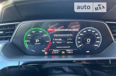 Позашляховик / Кросовер Audi e-tron 2020 в Чернівцях