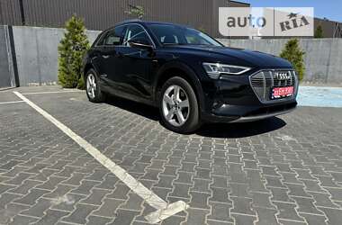 Позашляховик / Кросовер Audi e-tron 2020 в Чернівцях