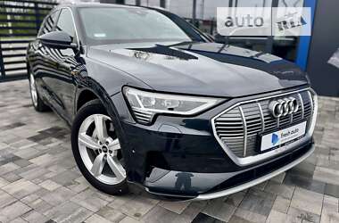 Позашляховик / Кросовер Audi e-tron 2021 в Рівному