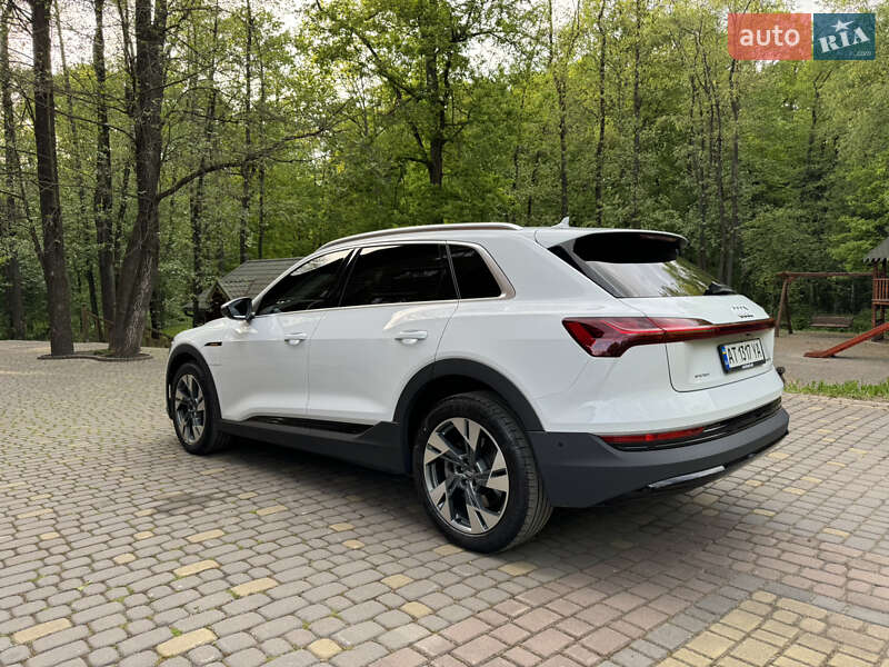 Позашляховик / Кросовер Audi e-tron 2019 в Івано-Франківську