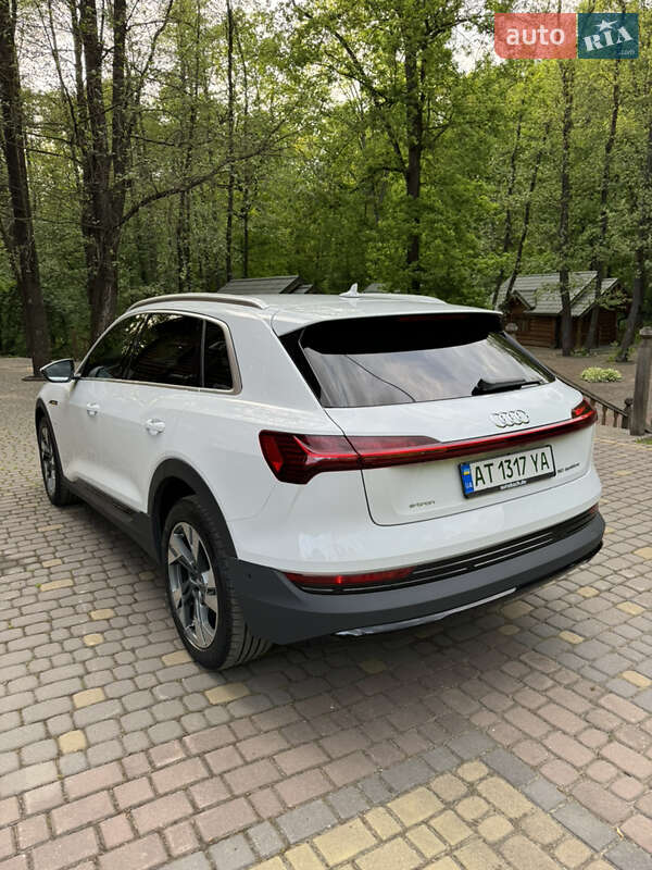 Позашляховик / Кросовер Audi e-tron 2019 в Івано-Франківську