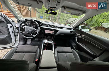 Внедорожник / Кроссовер Audi e-tron 2019 в 