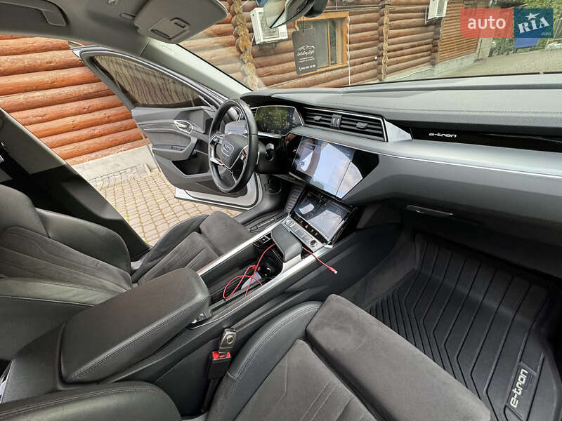 Позашляховик / Кросовер Audi e-tron 2019 в Івано-Франківську
