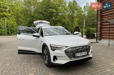 Внедорожник / Кроссовер Audi e-tron 2019 в 