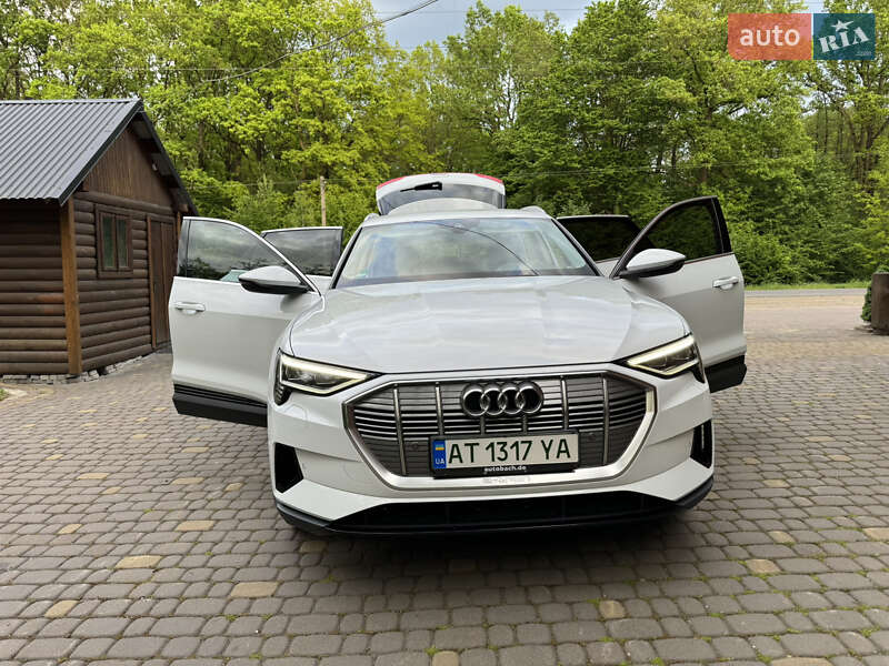 Позашляховик / Кросовер Audi e-tron 2019 в Івано-Франківську