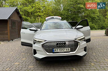 Внедорожник / Кроссовер Audi e-tron 2019 в 