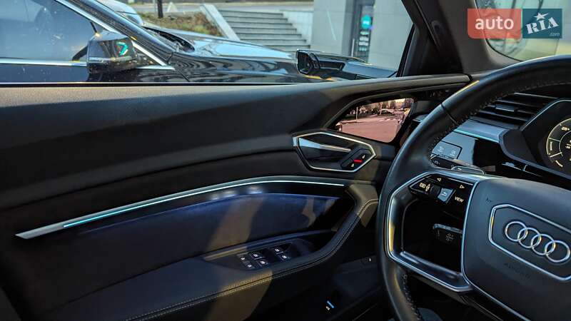 Внедорожник / Кроссовер Audi e-tron 2019 в Львове фото 11 Внедорожник / Кроссовер Audi e-tron 2019 в Львове