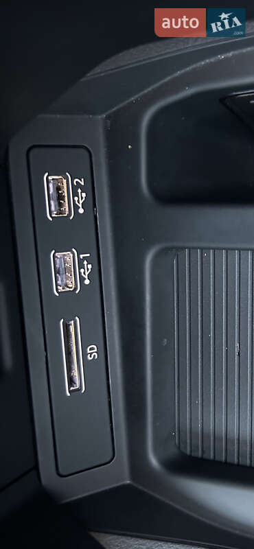 Позашляховик / Кросовер Audi e-tron 2019 в Дніпрі фото 27 Позашляховик / Кросовер Audi e-tron 2019 в Дніпрі