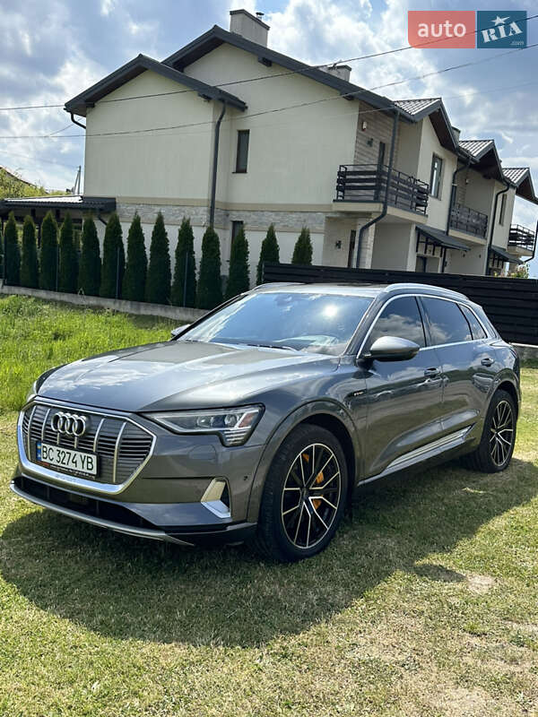 Внедорожник / Кроссовер Audi e-tron 2019 в Львове