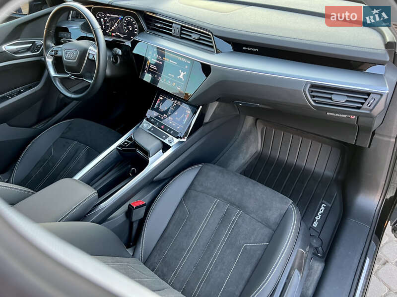 Позашляховик / Кросовер Audi e-tron 2019 в Самборі фото 101 Позашляховик / Кросовер Audi e-tron 2019 в Самборі