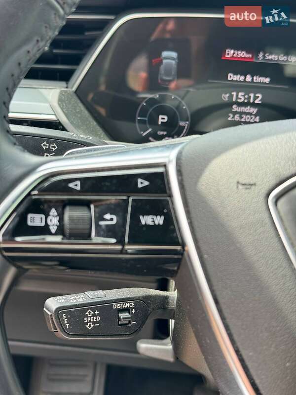 Внедорожник / Кроссовер Audi e-tron 2019 в Киеве
