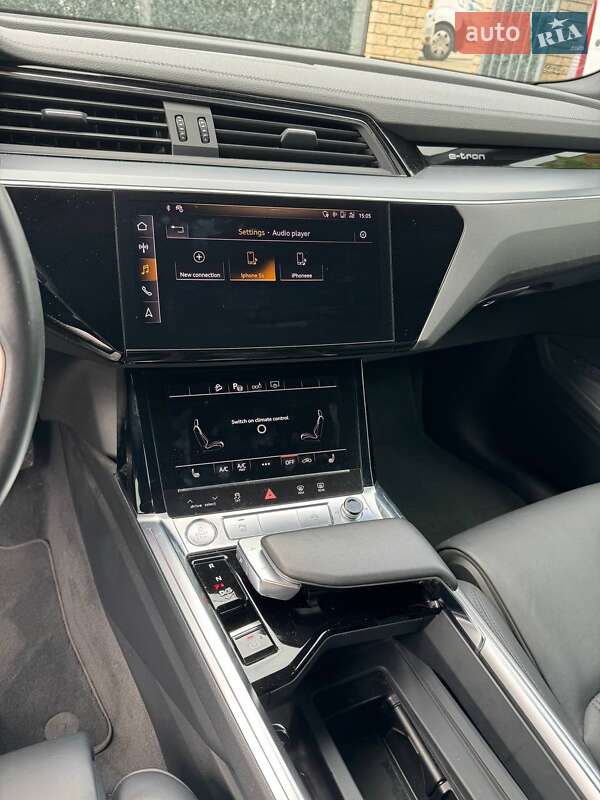 Внедорожник / Кроссовер Audi e-tron 2019 в Киеве