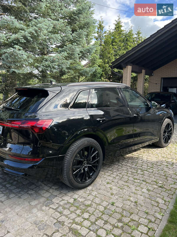 Внедорожник / Кроссовер Audi e-tron 2020 в Виннице