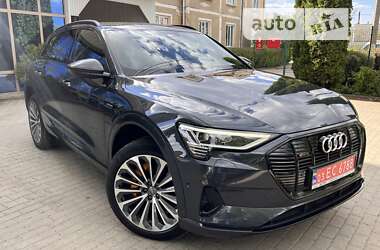 Внедорожник / Кроссовер Audi e-tron 2019 в Черновцах