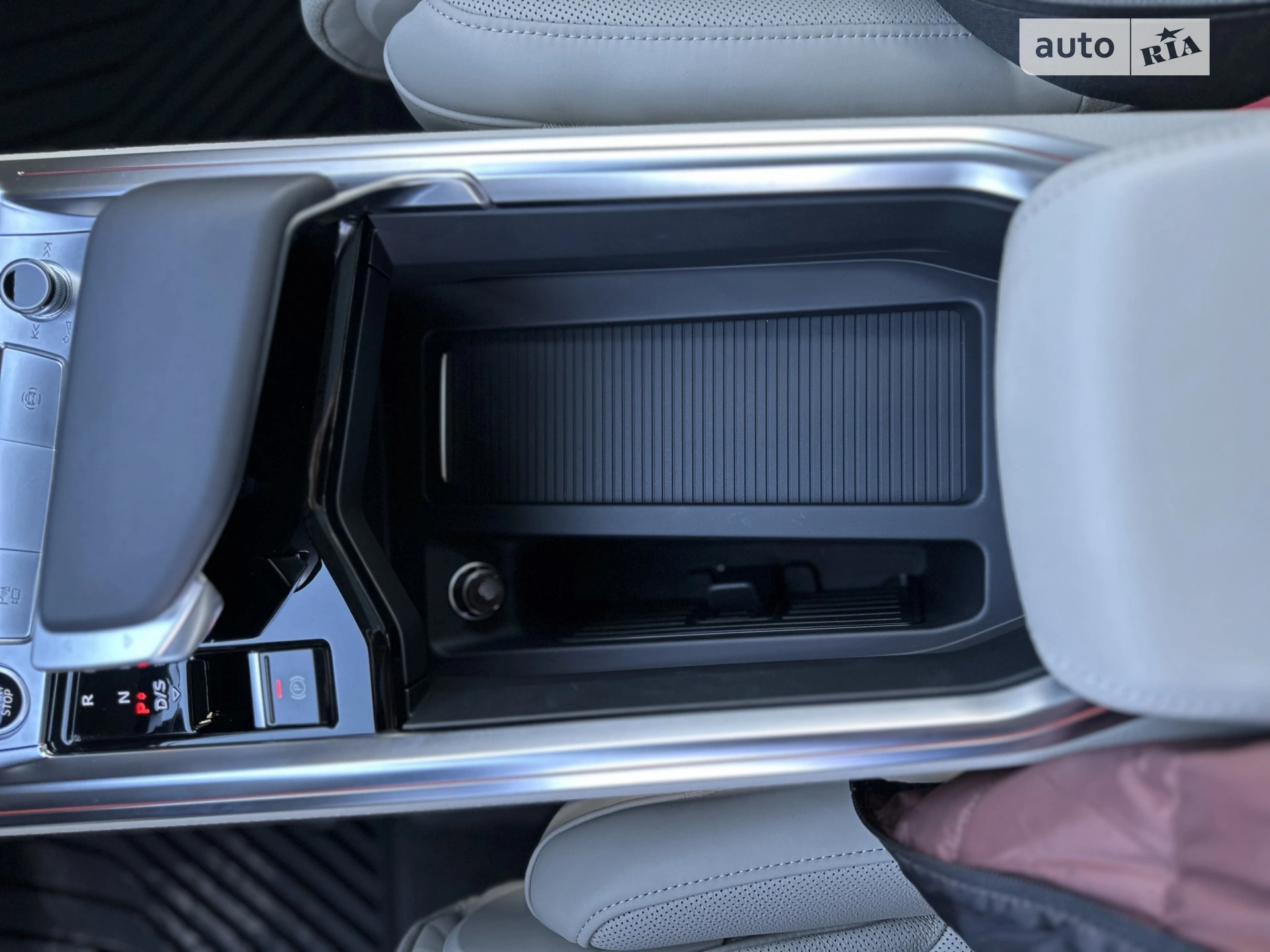 2020 Audi e-tron - мініатюра 15